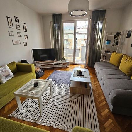 Cosy Apartment In The Heart Of Скопие Екстериор снимка